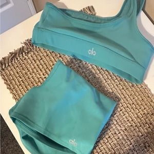 ALO Yoga airlift short and bra set